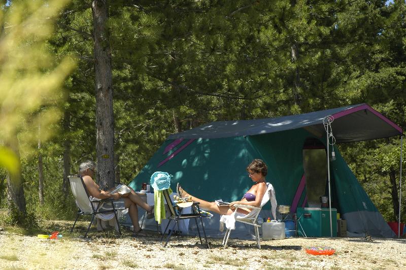 Camping Les Bois du Chatelas