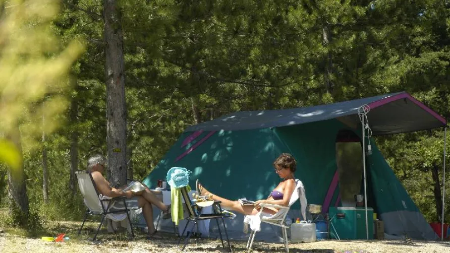 Camping Les Bois du Chatelas