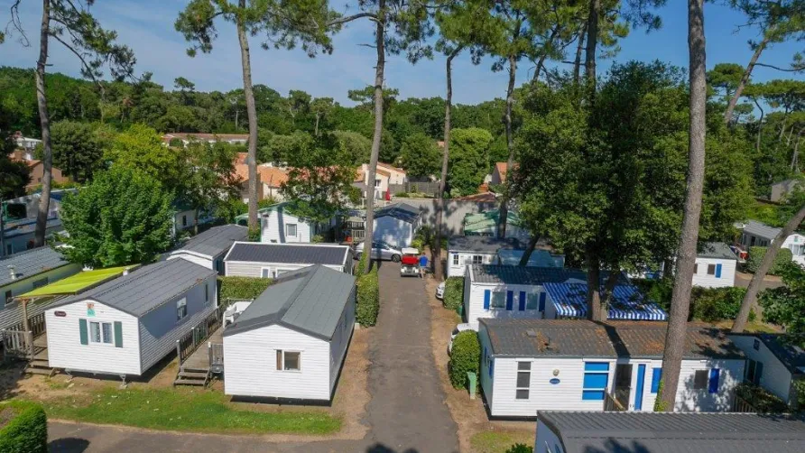 Camping Paradis La Pomme de Pin