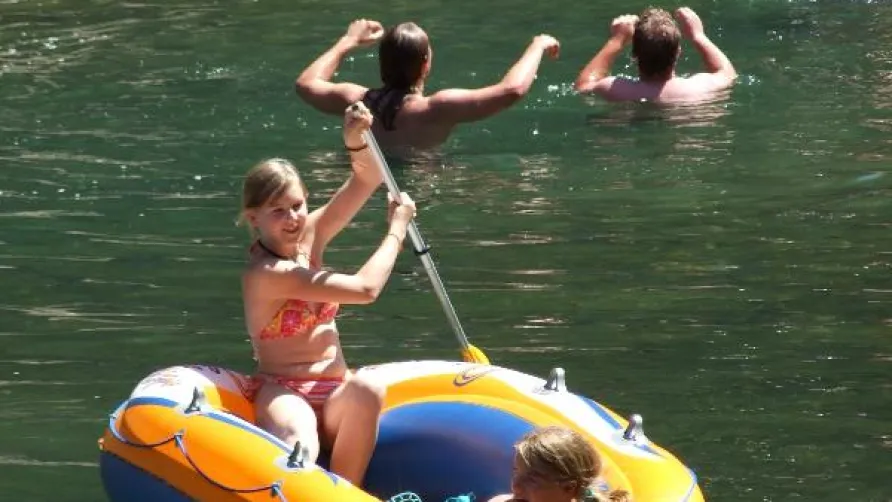 Camping LE ROC QUI PARLE