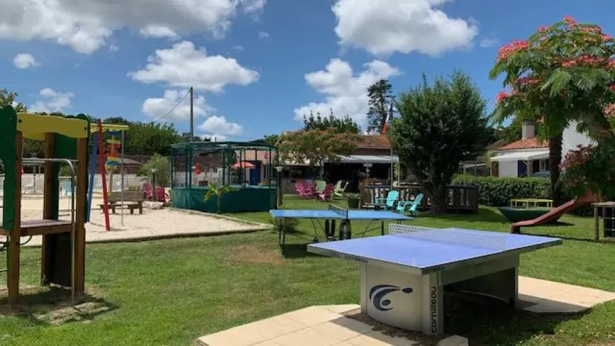 Ushuaïa Villages - Camping La Chesnays ****