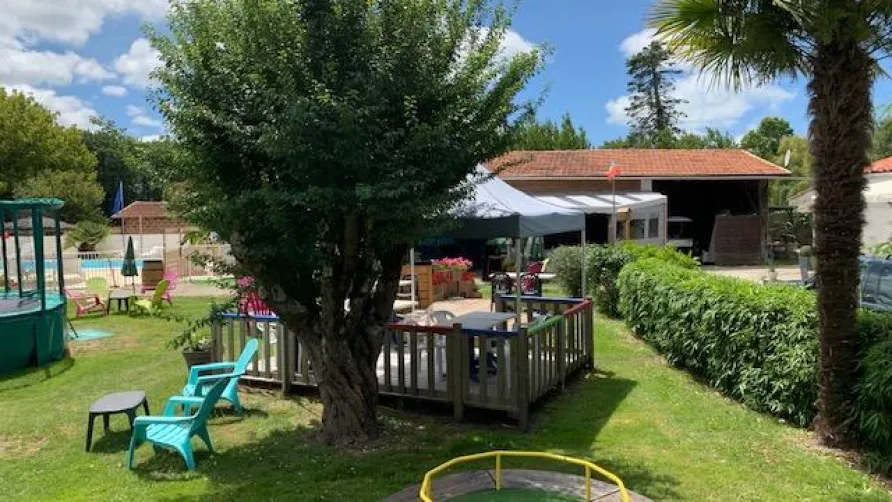 Ushuaïa Villages - Camping La Chesnays ****