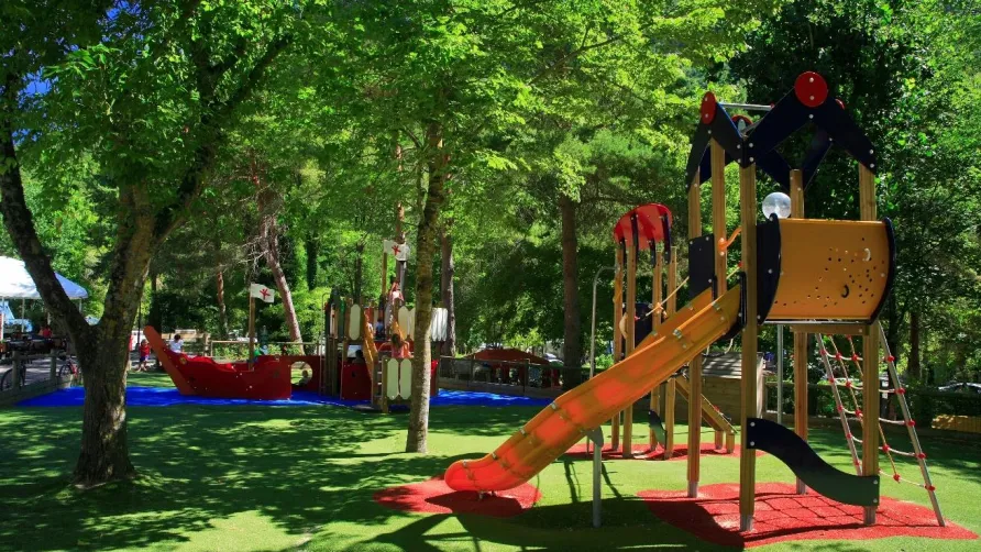 Flower Camping PEYRELADE