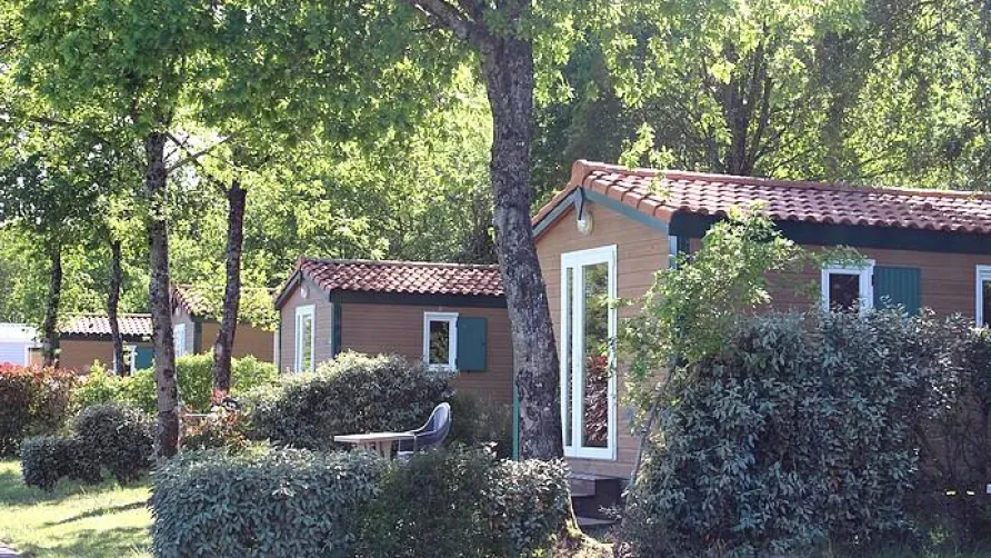 Camping Au Bois Du Cé