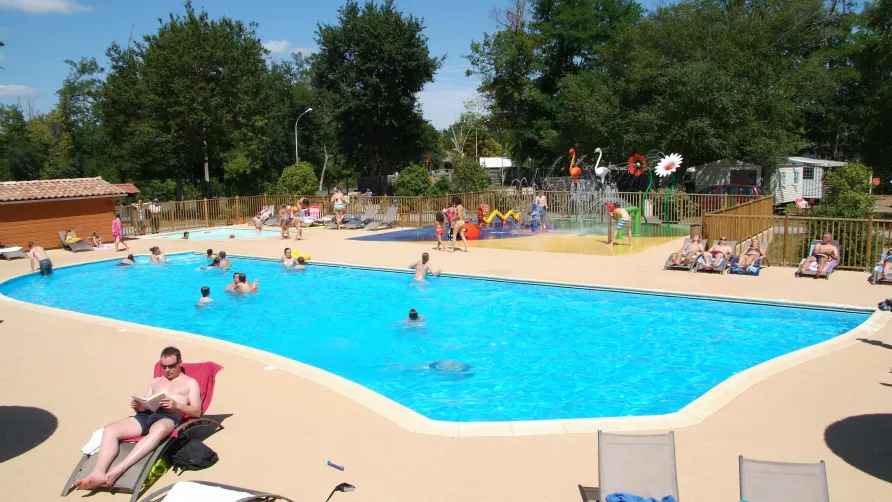 CAMPING LES OURMES