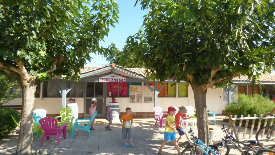 CAMPING LES OURMES