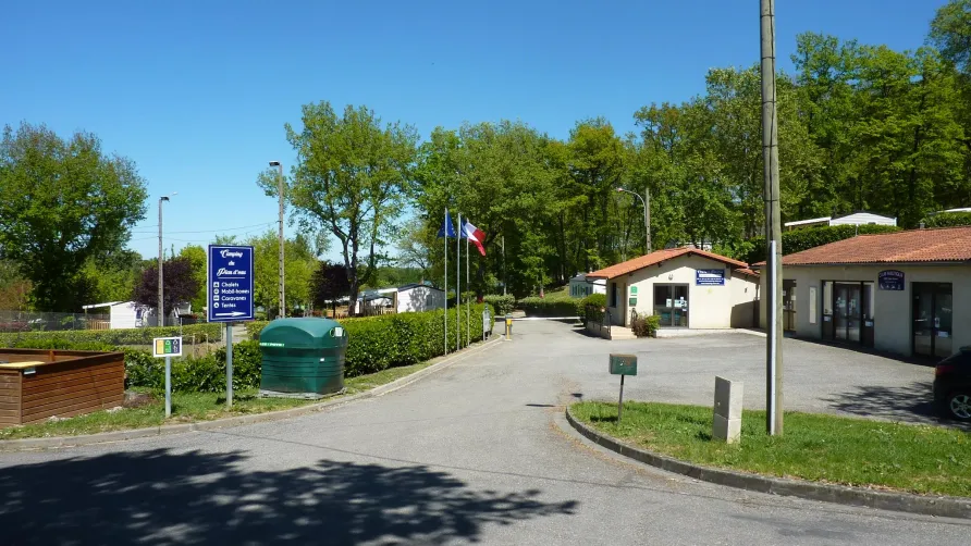 Camping Du Plan D'eau