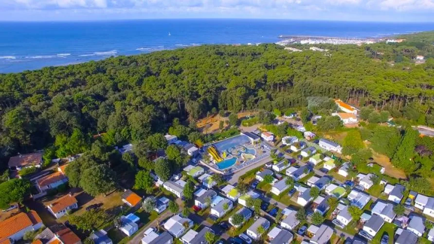 Camping Club Les Dinosaures