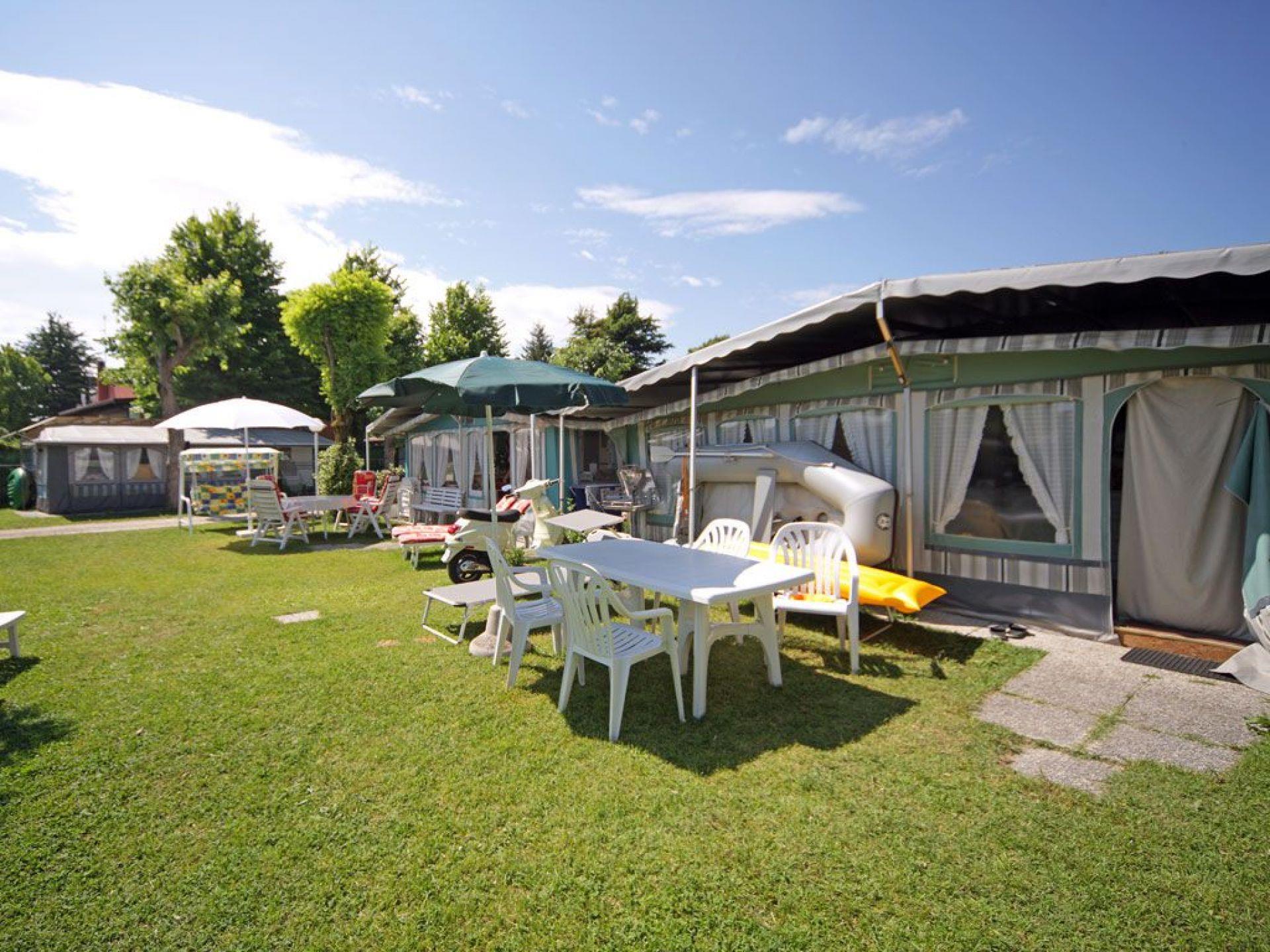 Camping Garden Tourist
