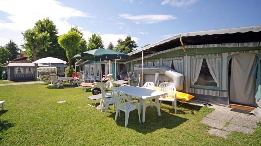Camping Garden Tourist