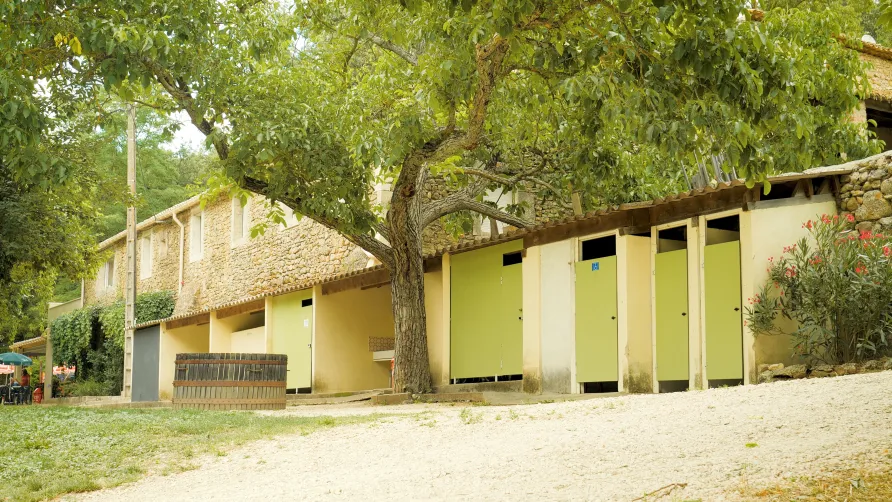 Camping  & Aire Naturelle Le Mas de Rome