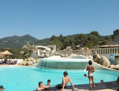 Camping Tikiti