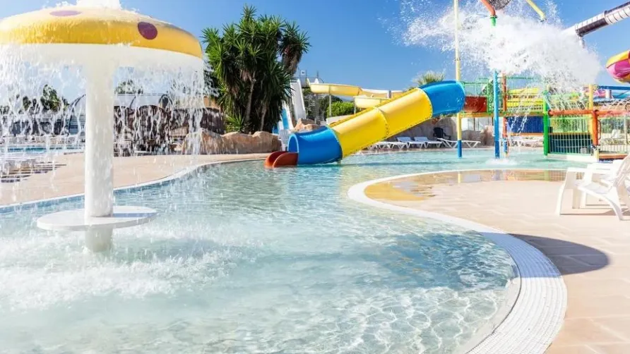 Camping Homair - Le Soleil de la Méditerranée