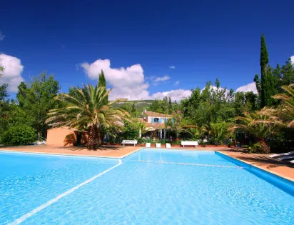 Camping La Peiriere