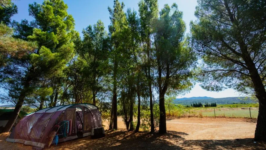 Camping La Peiriere