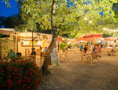 Ushuaïa Villages - Camping Le Lavandin ***