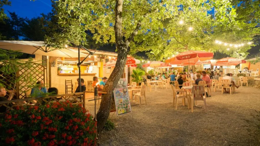 Ushuaïa Villages - Camping Le Lavandin ***