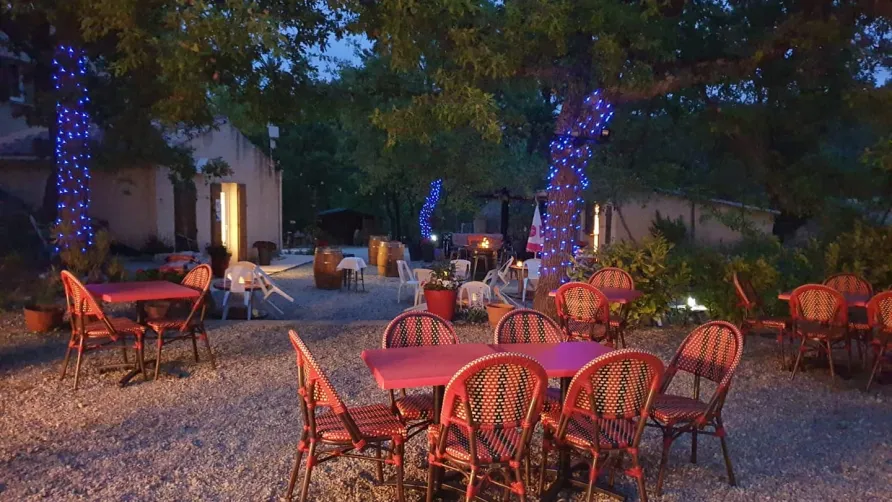 Ushuaïa Villages - Camping Le Lavandin ***