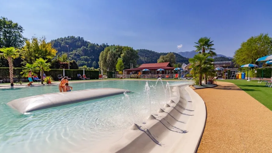 Camping Village Lago Levico****