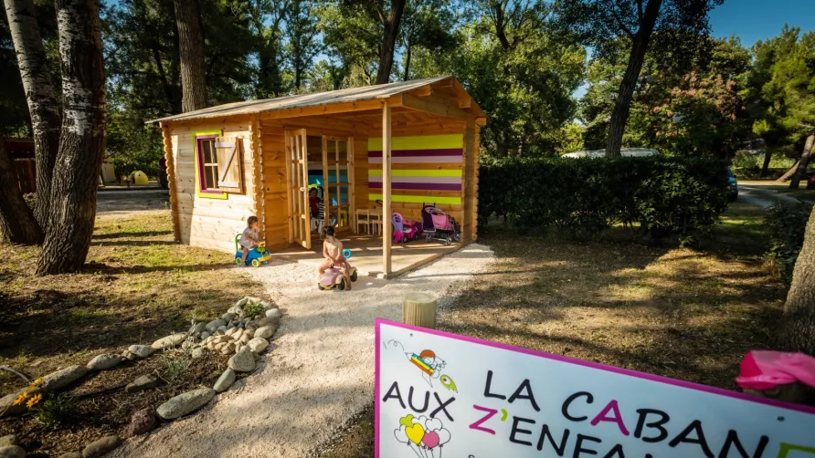 Camping La Tour de France***