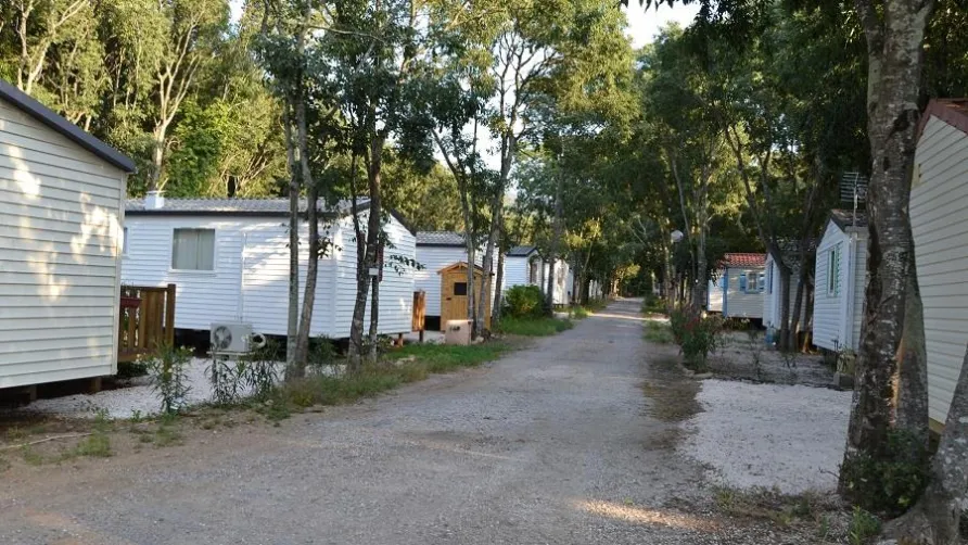 Camping Les Micocouliers