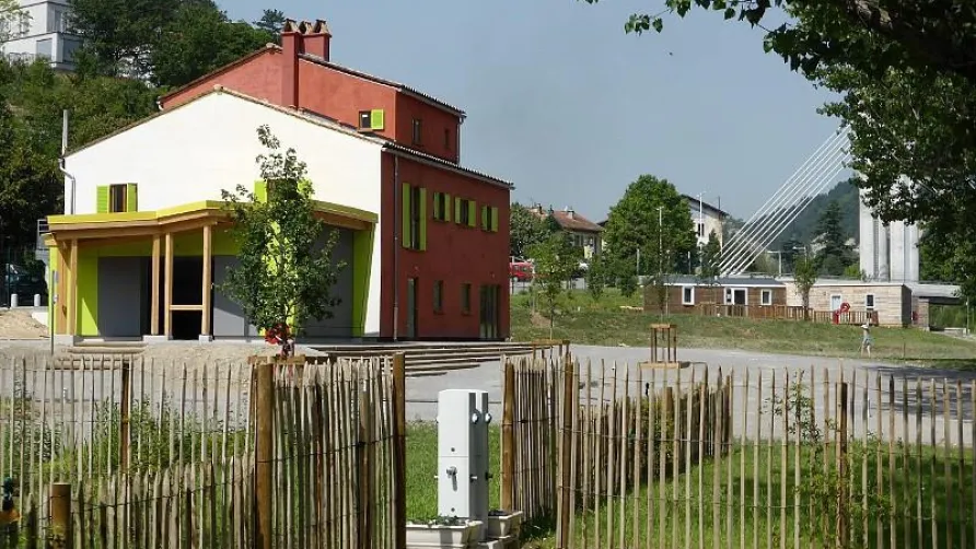 CAMPING LOU GOURDAN