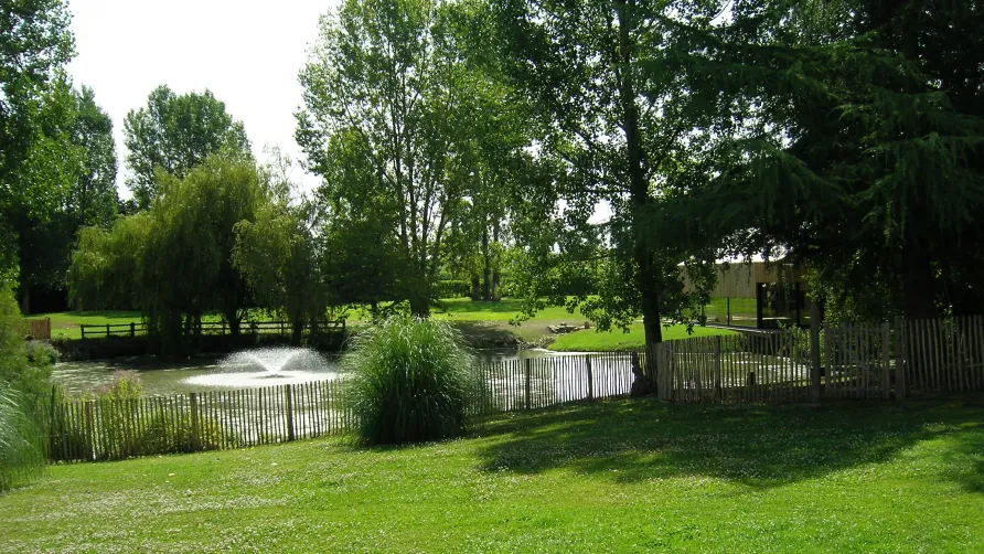 Camping - Caravaning Les Peupliers