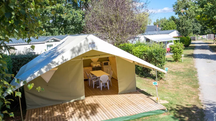 Camping - Caravaning Les Peupliers
