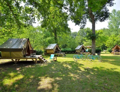 Camping Seasonova Etang de la Vallée