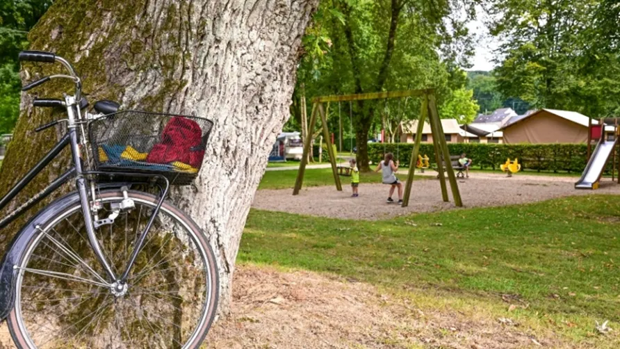 Camping Les Rives de l'Oust
