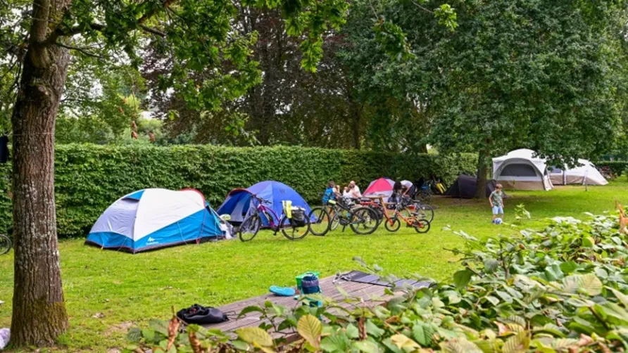 Camping Les Rives de l'Oust