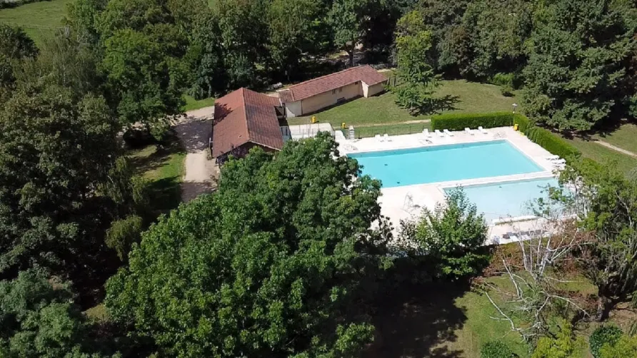 Camping Grottes d'Azé
