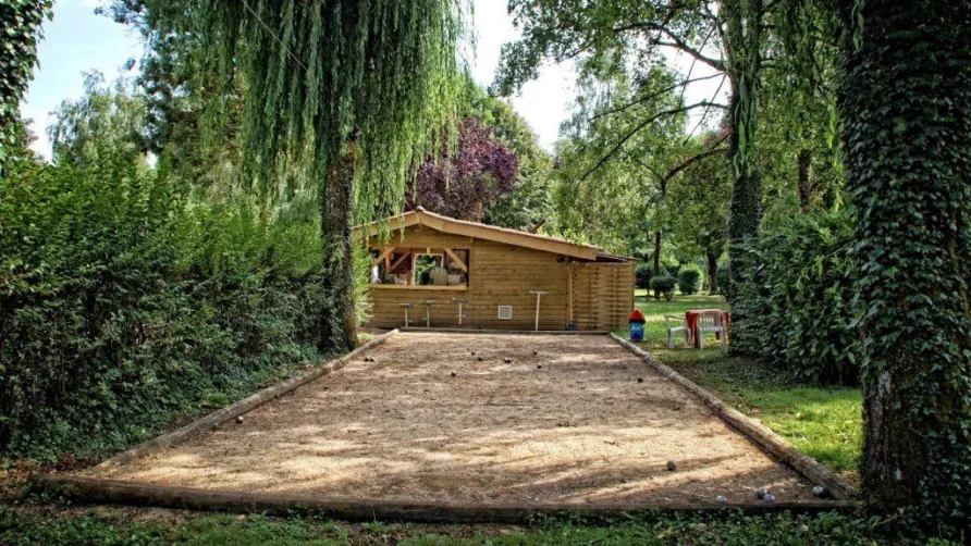 Camping Grottes d'Azé
