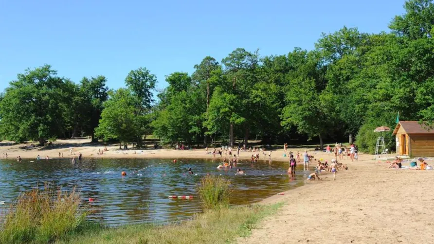Camping Seasonova L'Etang des Bois