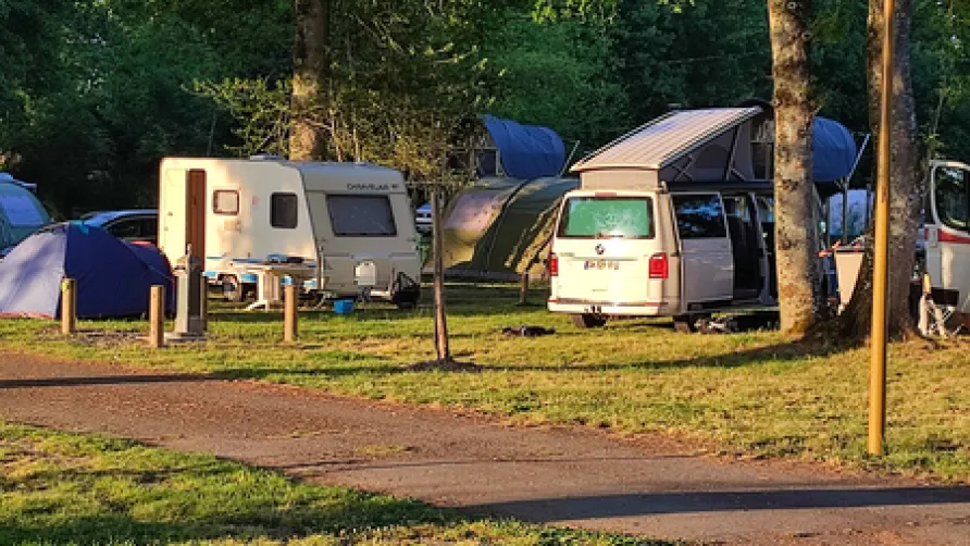Camping de l'île aux Pies