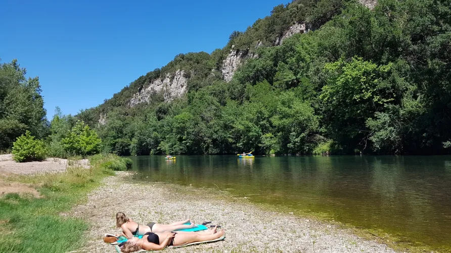 Camping  Domaine des Bords de Cèze