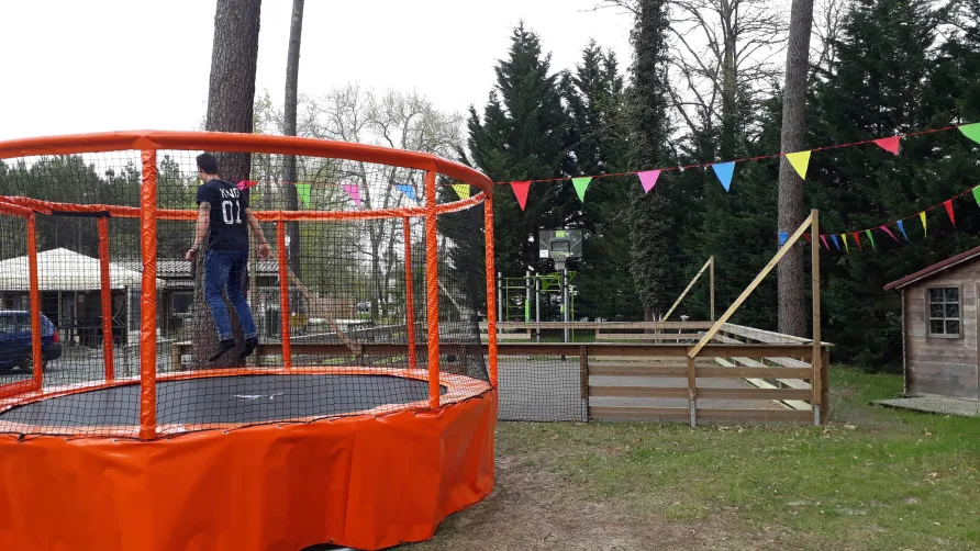 Camping Vert Bord'Eau