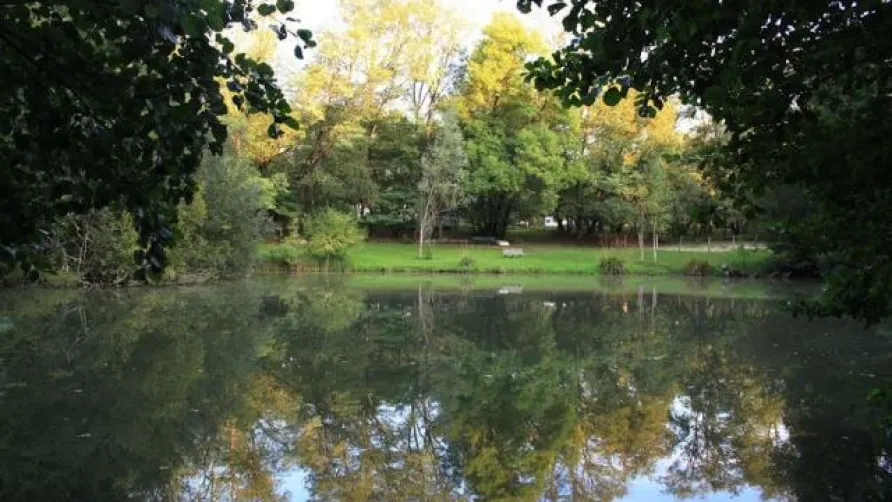 Camping Vert Bord'Eau