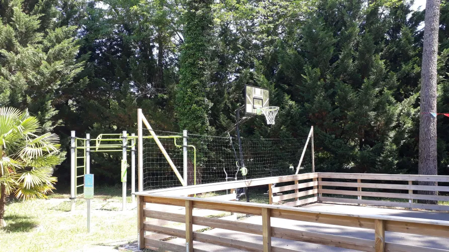 Camping Vert Bord'Eau