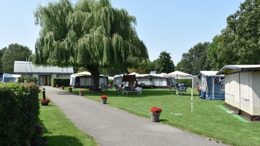 Camping de Meeuw