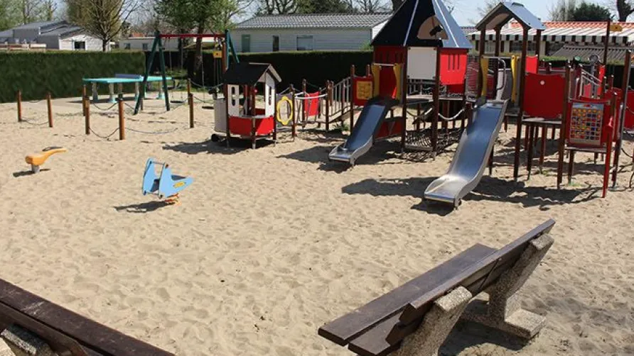 Camping le Perroquet