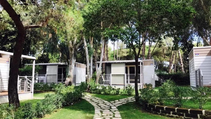 Baia Domizia Villaggio Camping