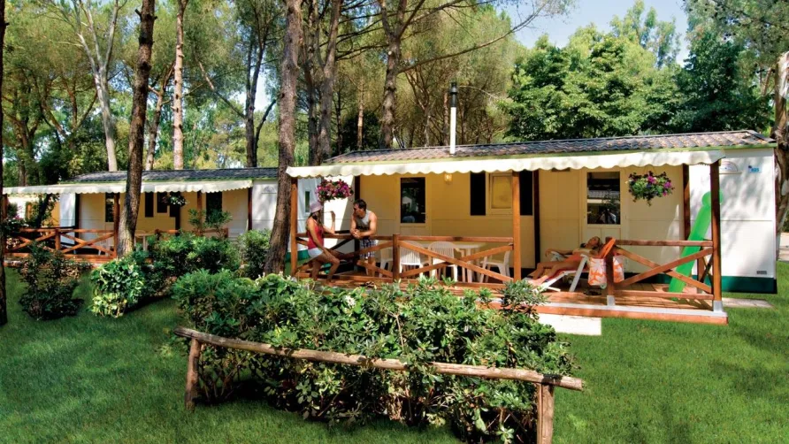 Baia Domizia Villaggio Camping