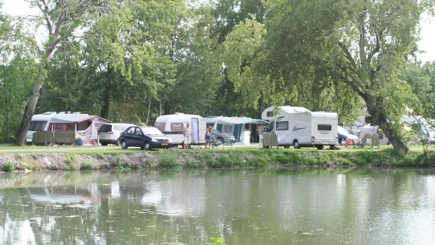 Camping Les Puits Tournants