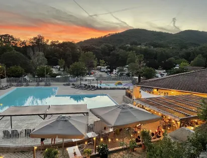 Camping La Garenne à Saint-Laurent-du-Pape / ARDECHE