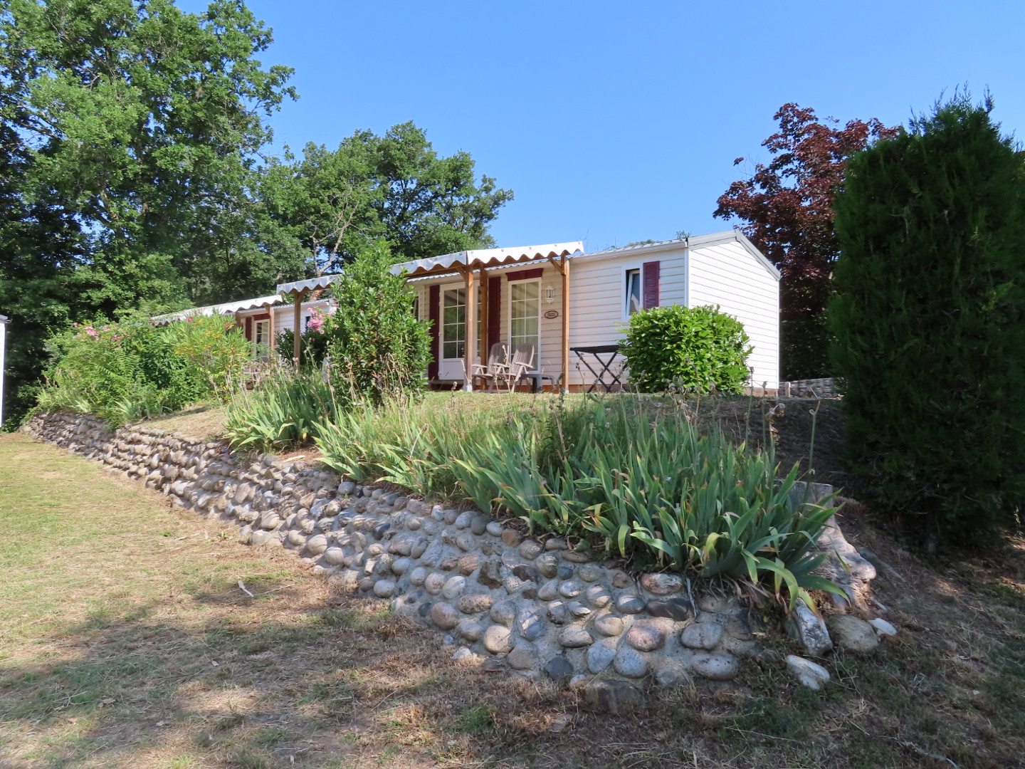 Camping La Garenne à Saint-Laurent-du-Pape / ARDECHE