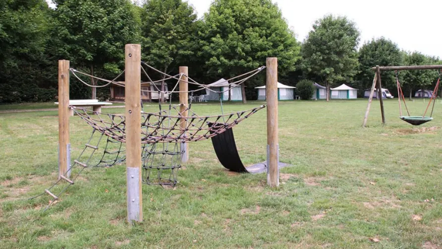 Camping Des 2 Rives