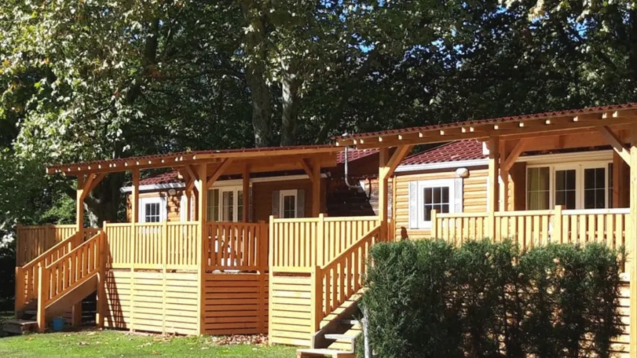 Camping Des 2 Rives