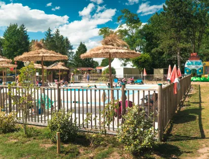 Flower Camping Le Jardin de Sully