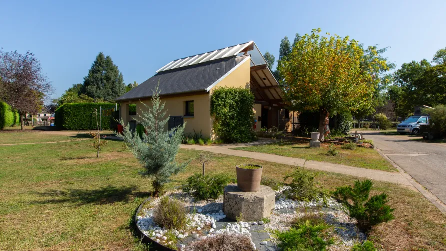 Flower Camping Le Jardin de Sully